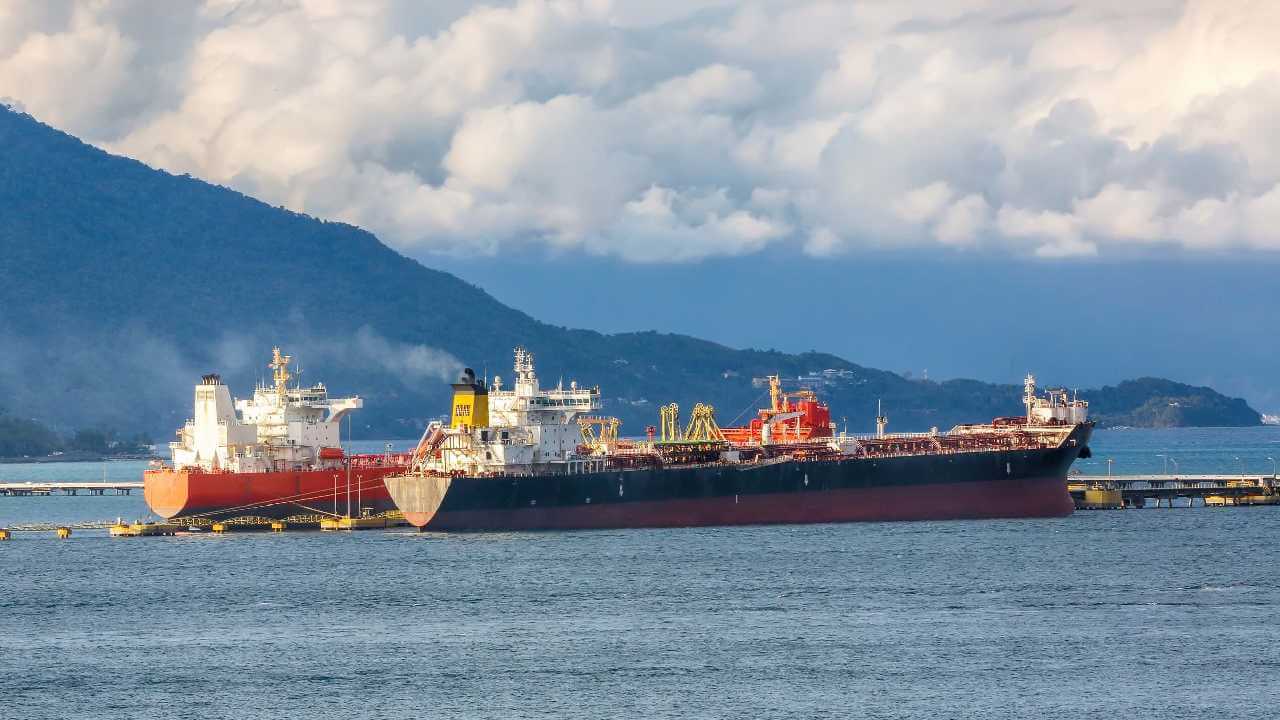 Marine fuel tanker