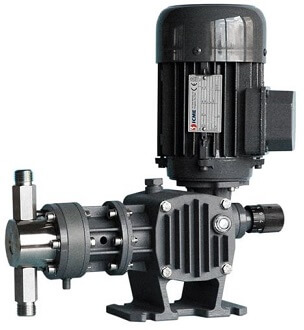 Diaphragm metering pump