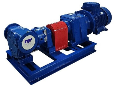 Positive displacement gear pump